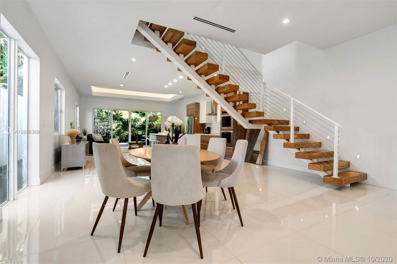 Таунхаус в Майами, США, 250 м² - фото 12