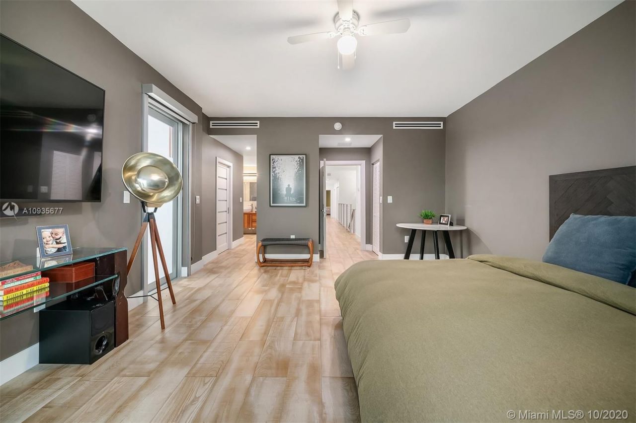 Таунхаус в Майами, США, 240 м² - фото 12