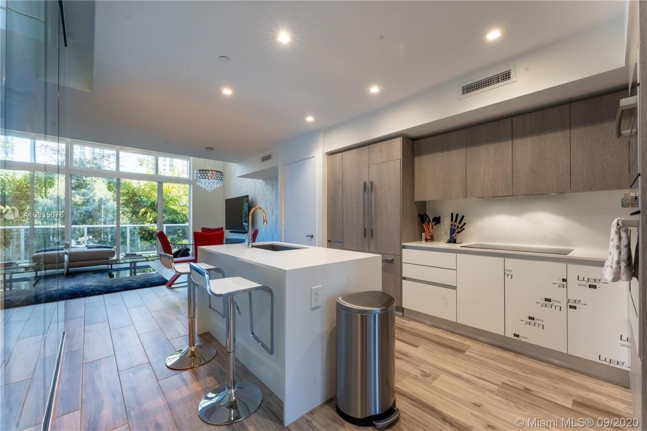 Таунхаус в Майами, США, 150 м² - фото 13