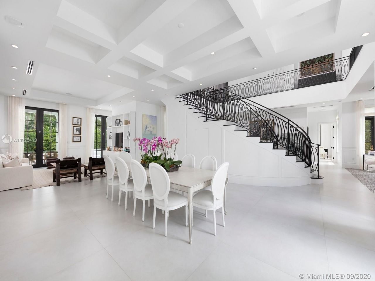 Вилла в Майами, США, 700 м² - фото 10