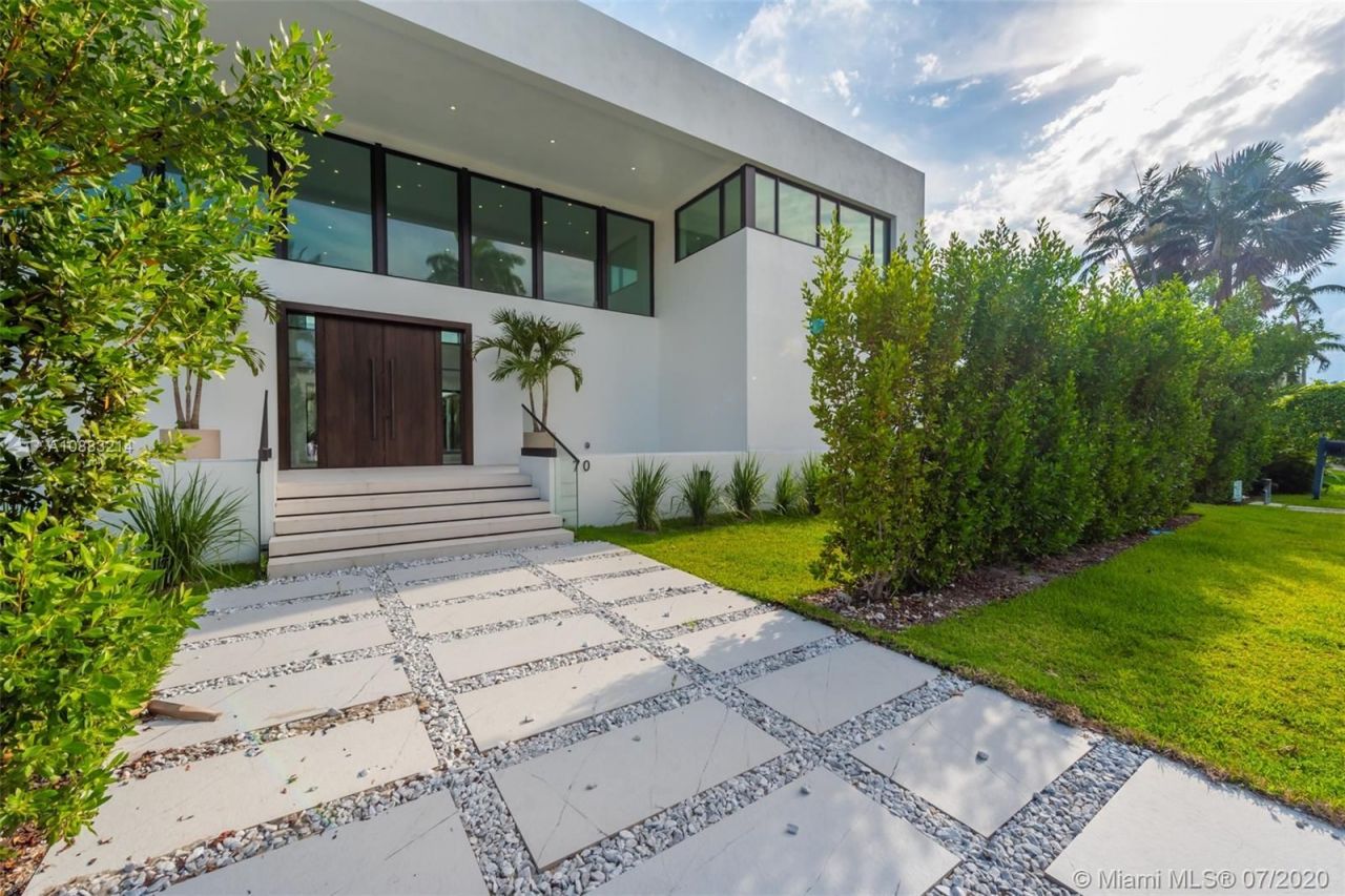 Вилла в Майами, США, 700 м² - фото 2