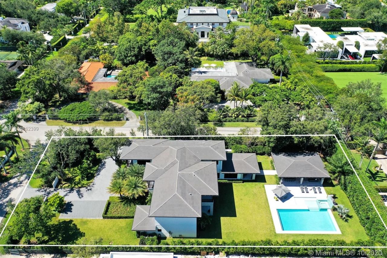 Вилла в Майами, США, 700 м² - фото 2