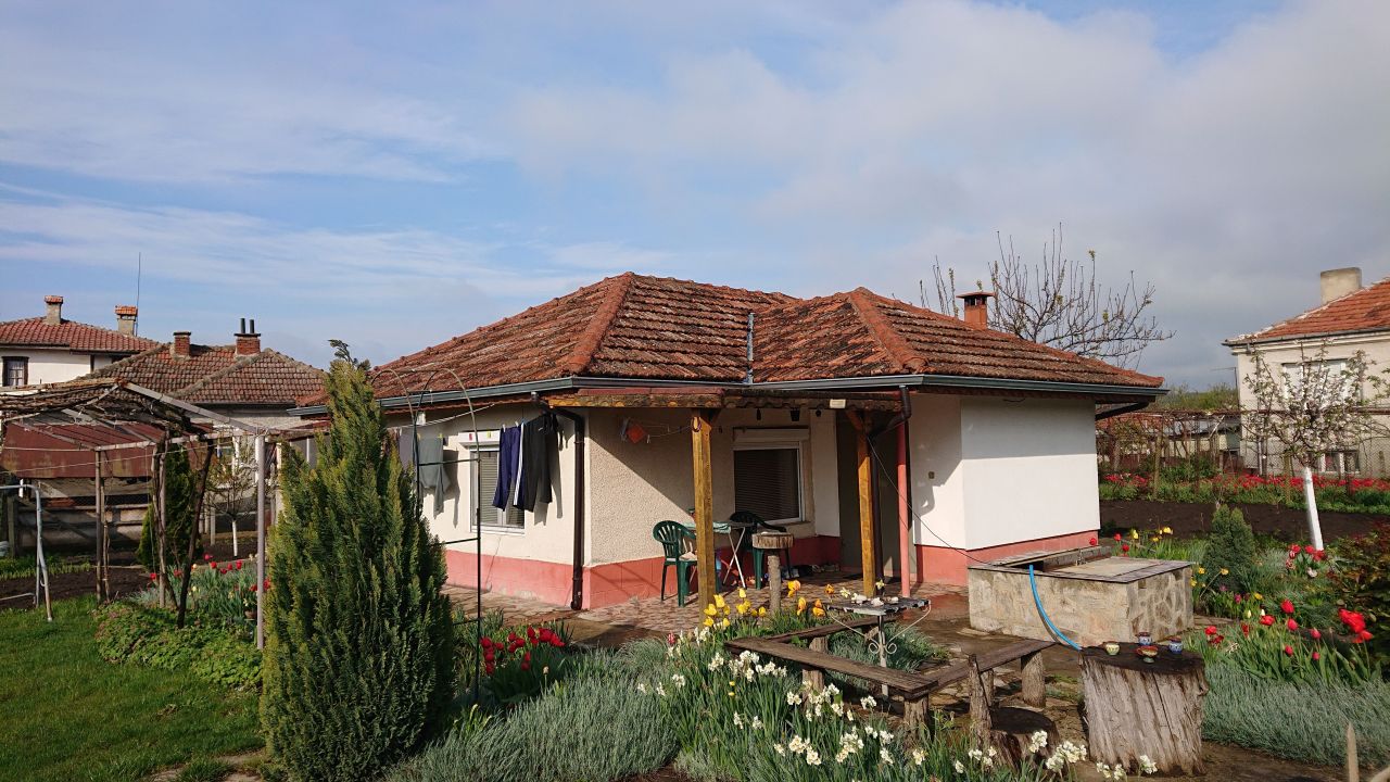 Дом в Бургасе, Болгария, 50 м2 - фото 1