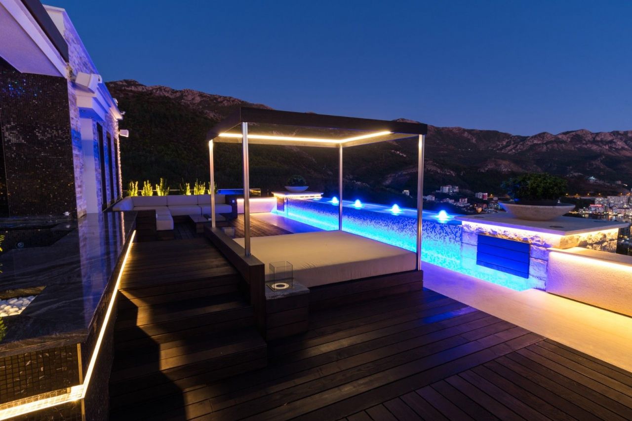 Квартира в Бечичи, Черногория, 236 м² - фото 2