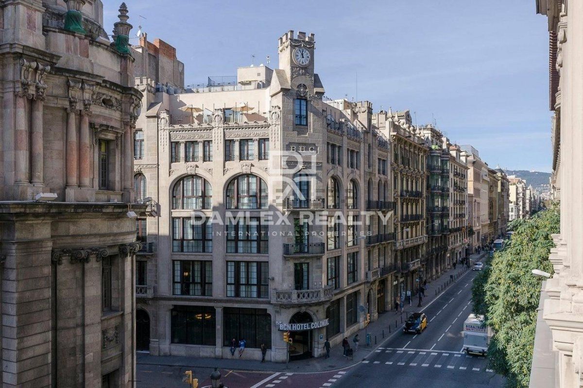 Квартира в Барселоне, Испания, 130 м2 - фото 1