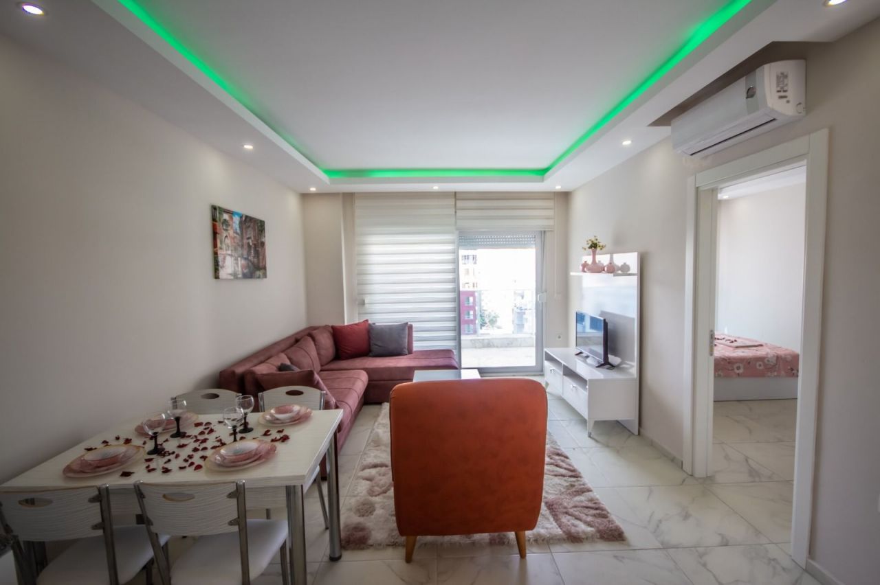 Квартира в Алании, Турция, 65 м² - фото 1