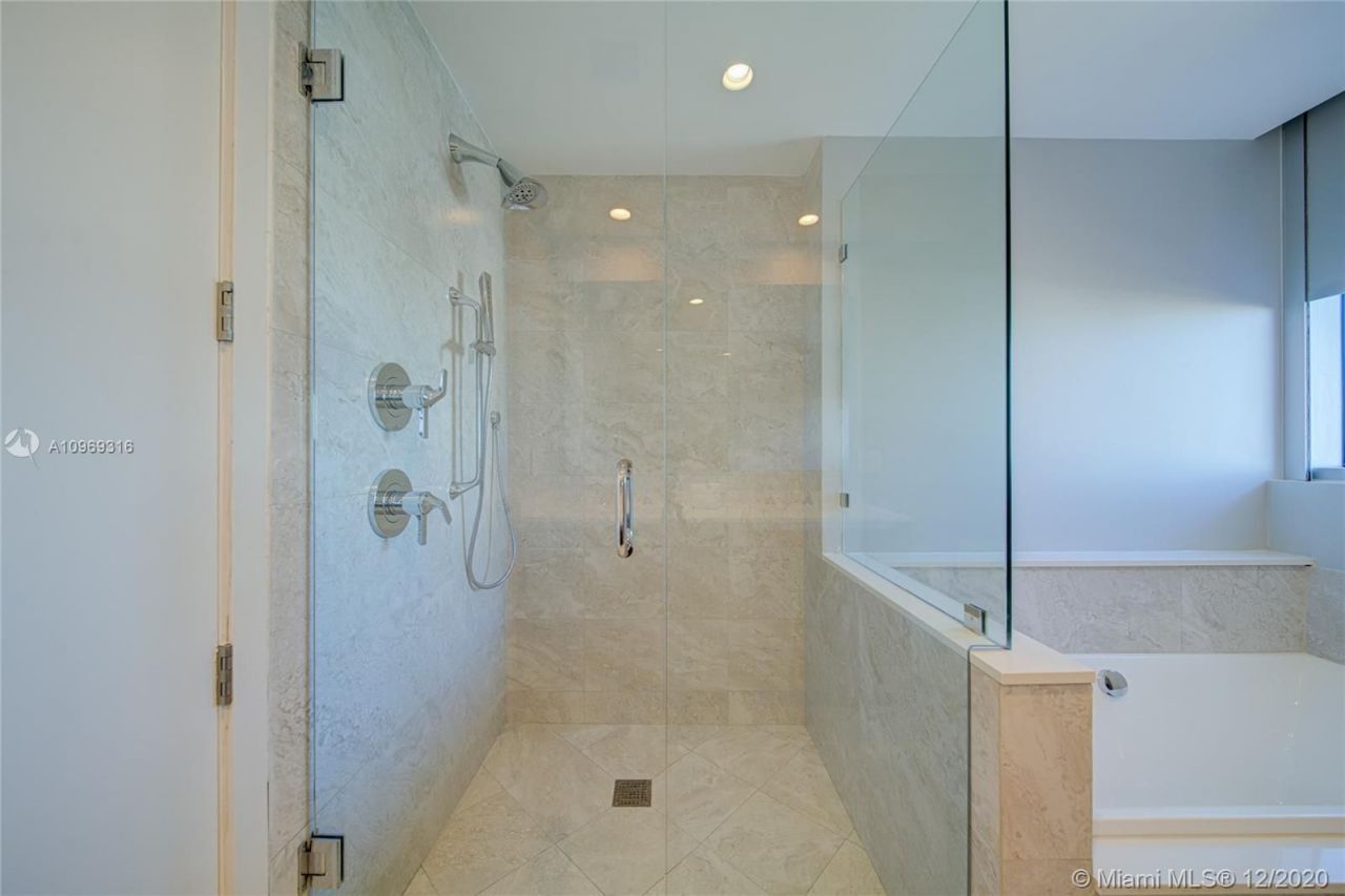 Квартира в Майами, США, 140 м² - фото 9