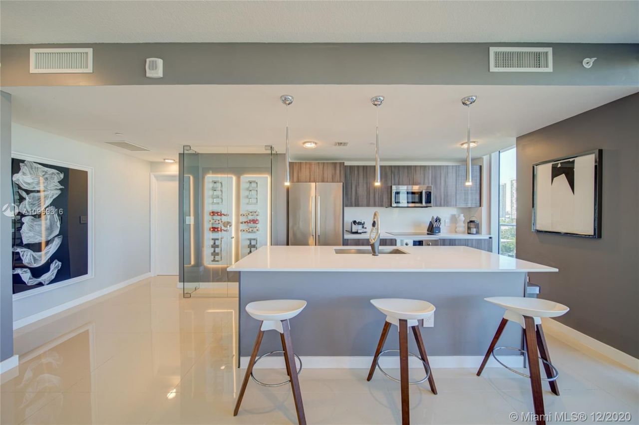 Квартира в Майами, США, 140 м² - фото 3