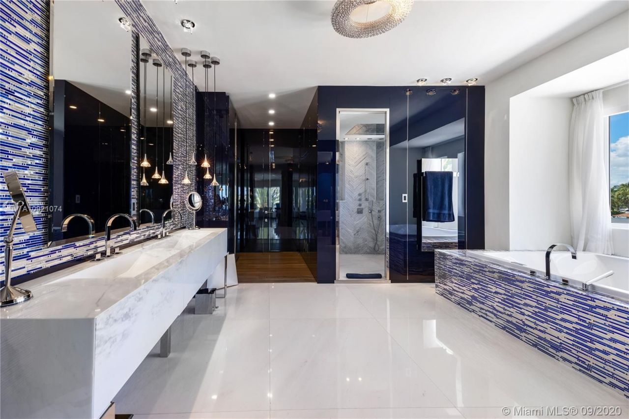 Вилла в Майами, США, 1 800 м² - фото 7