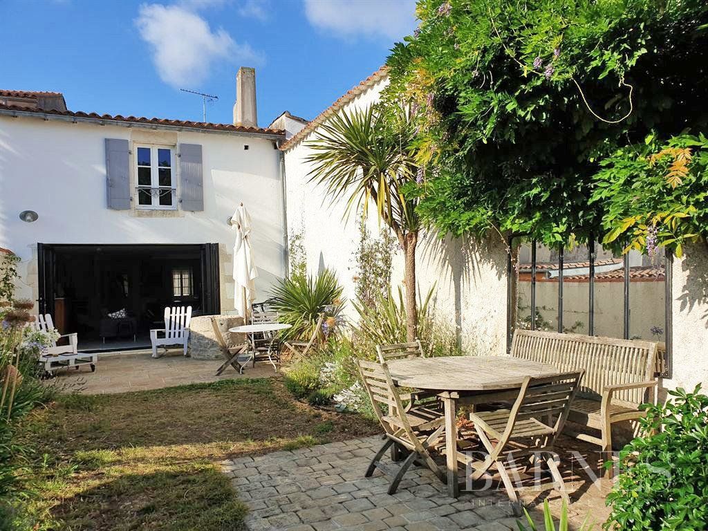 Дом Saint-Martin-de-Ré, Франция, 160 м² - фото 1