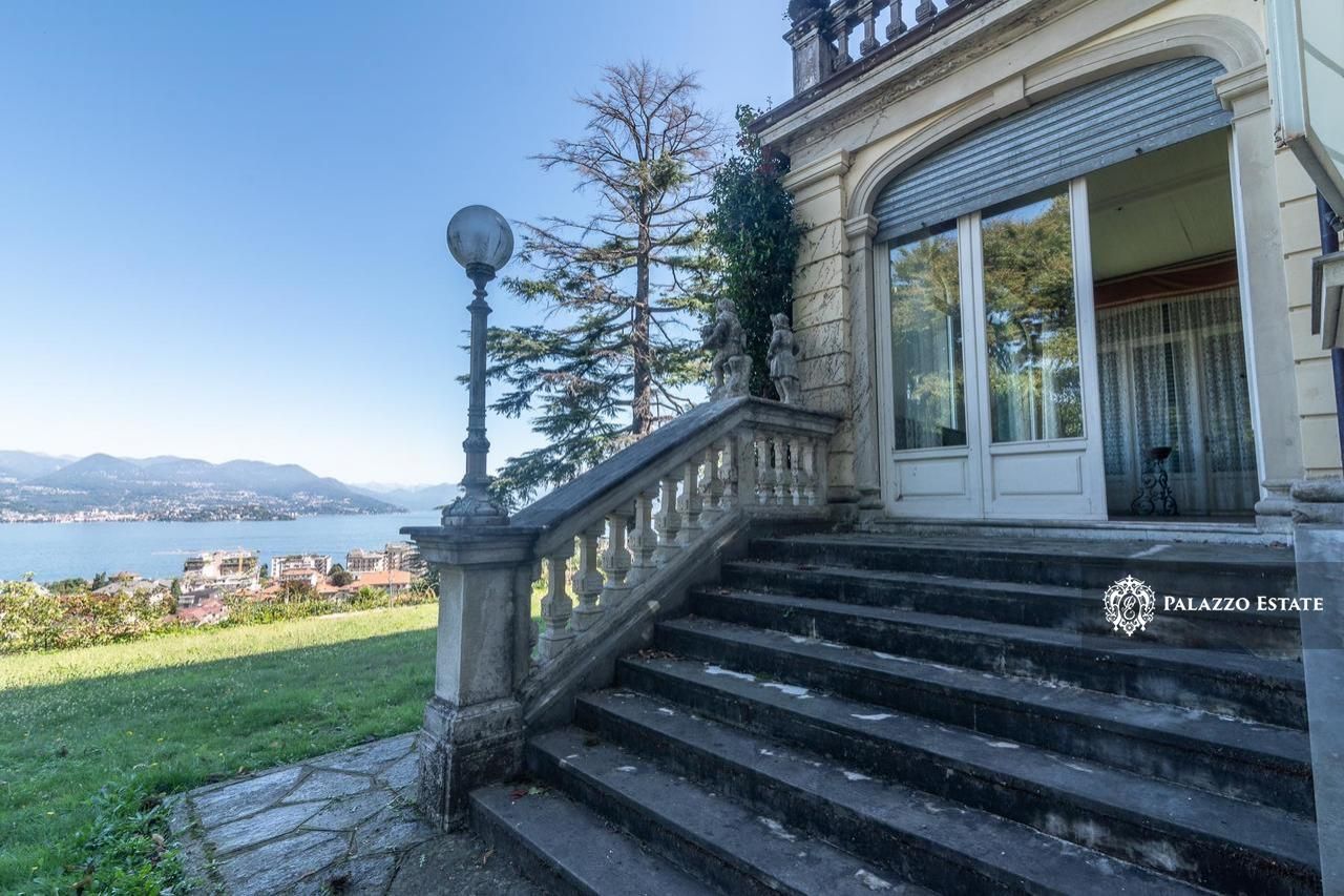Вилла в Стрезе, Италия, 830 м² - фото 2