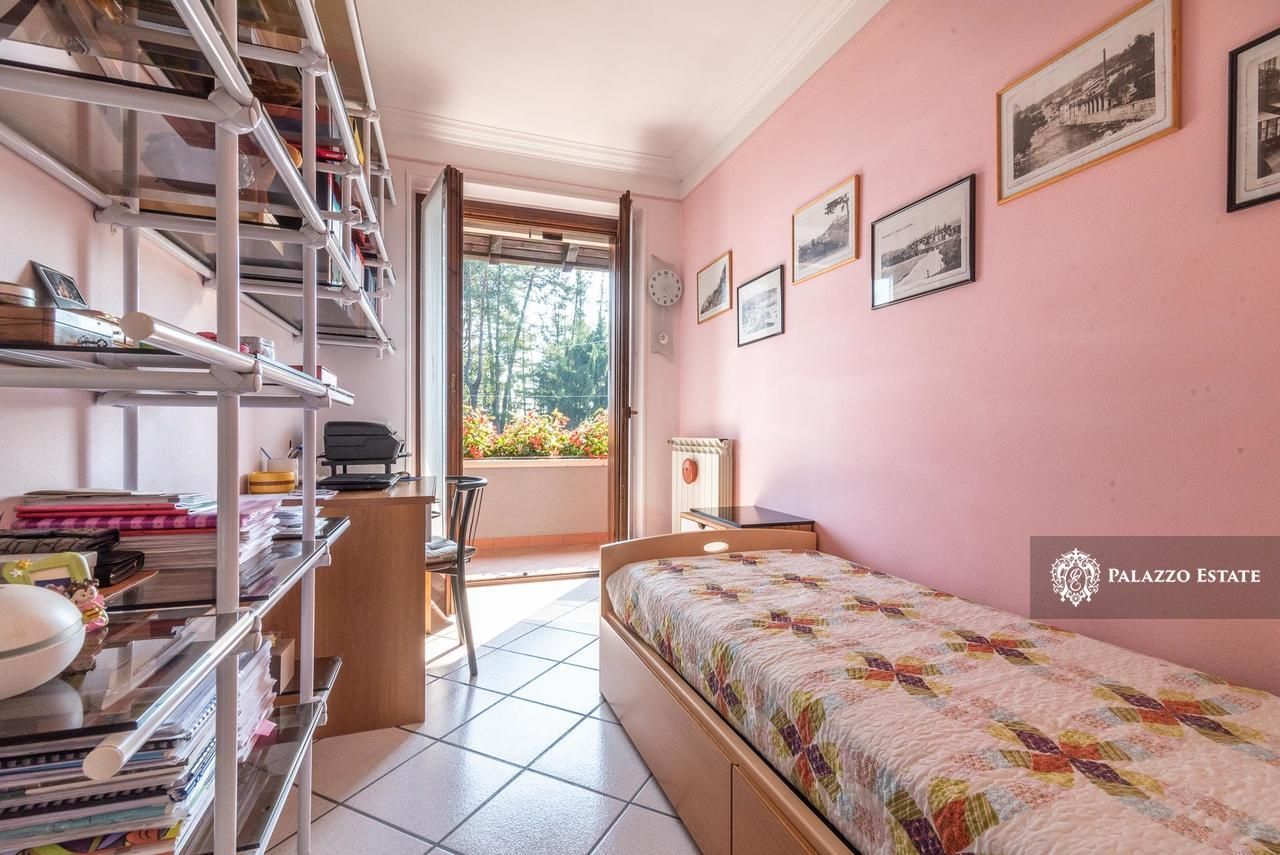 Вилла у озера Маджоре, Италия, 270 м² - фото 9