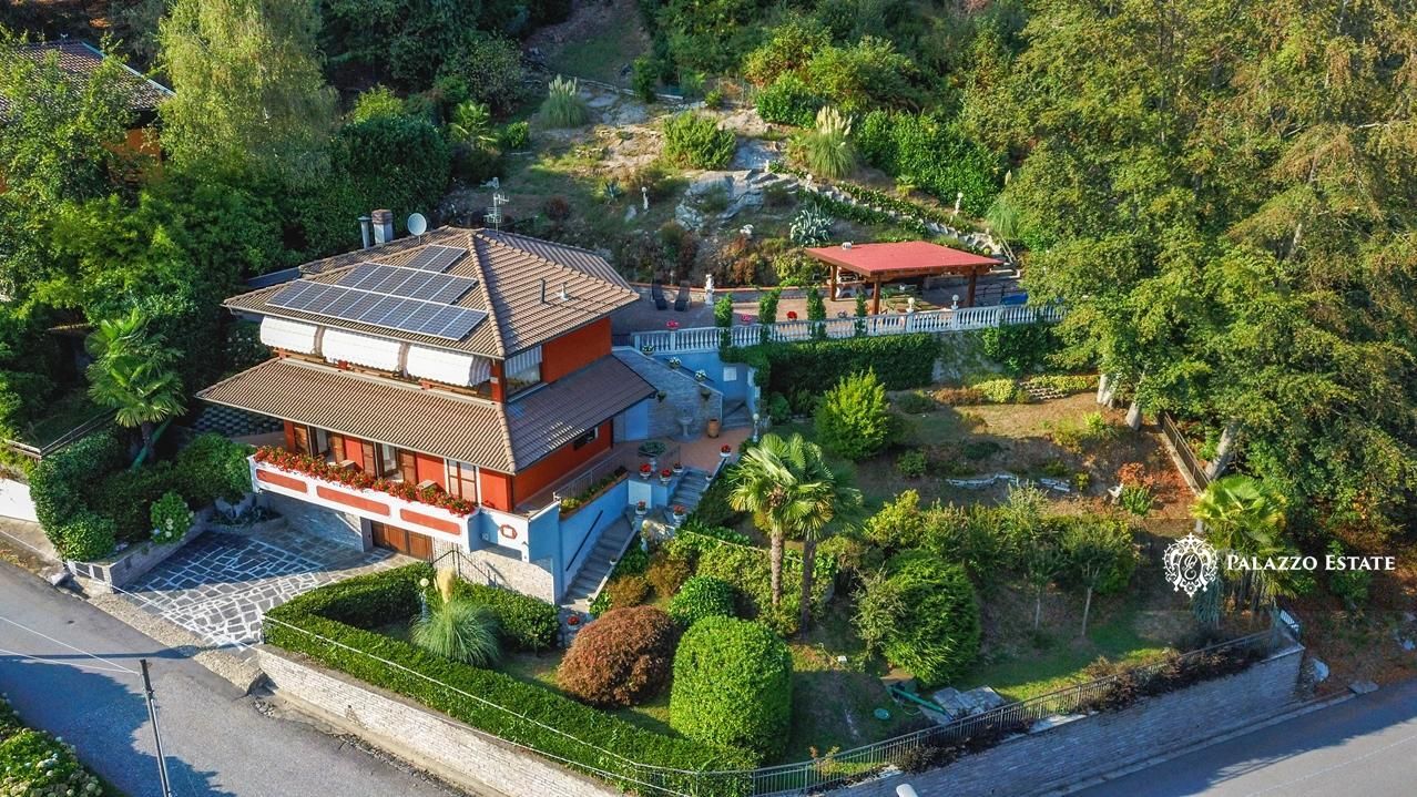 Вилла у озера Маджоре, Италия, 270 м² - фото 13