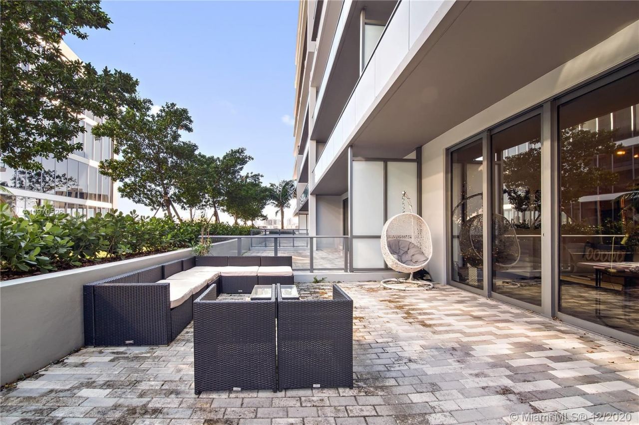 Квартира в Майами, США, 80 м² - фото 2