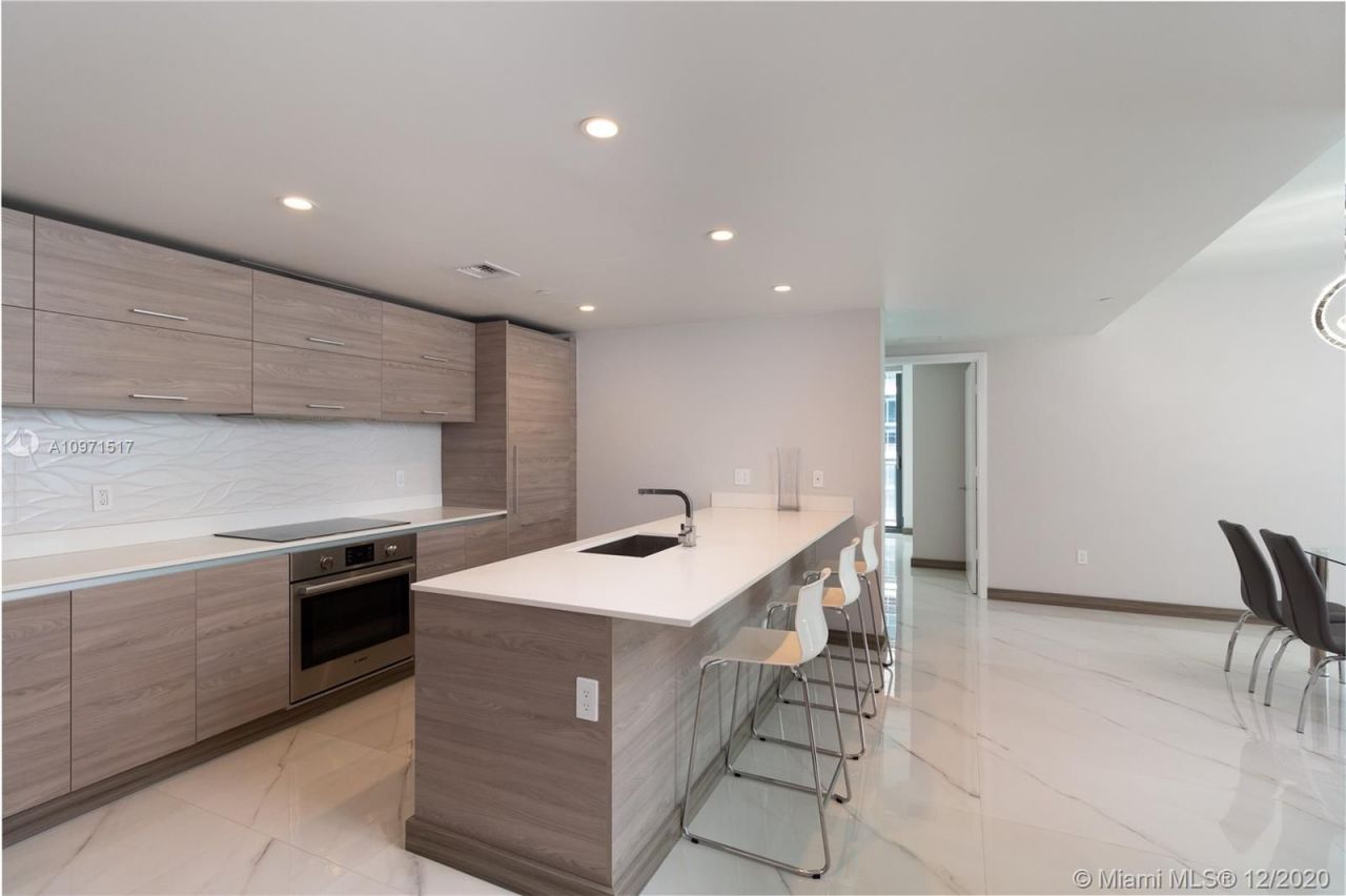 Квартира в Майами, США, 110 м² - фото 2