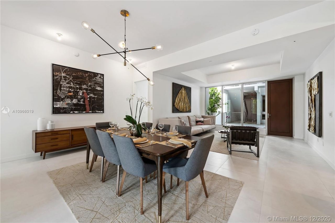 Квартира в Майами, США, 160 м² - фото 13