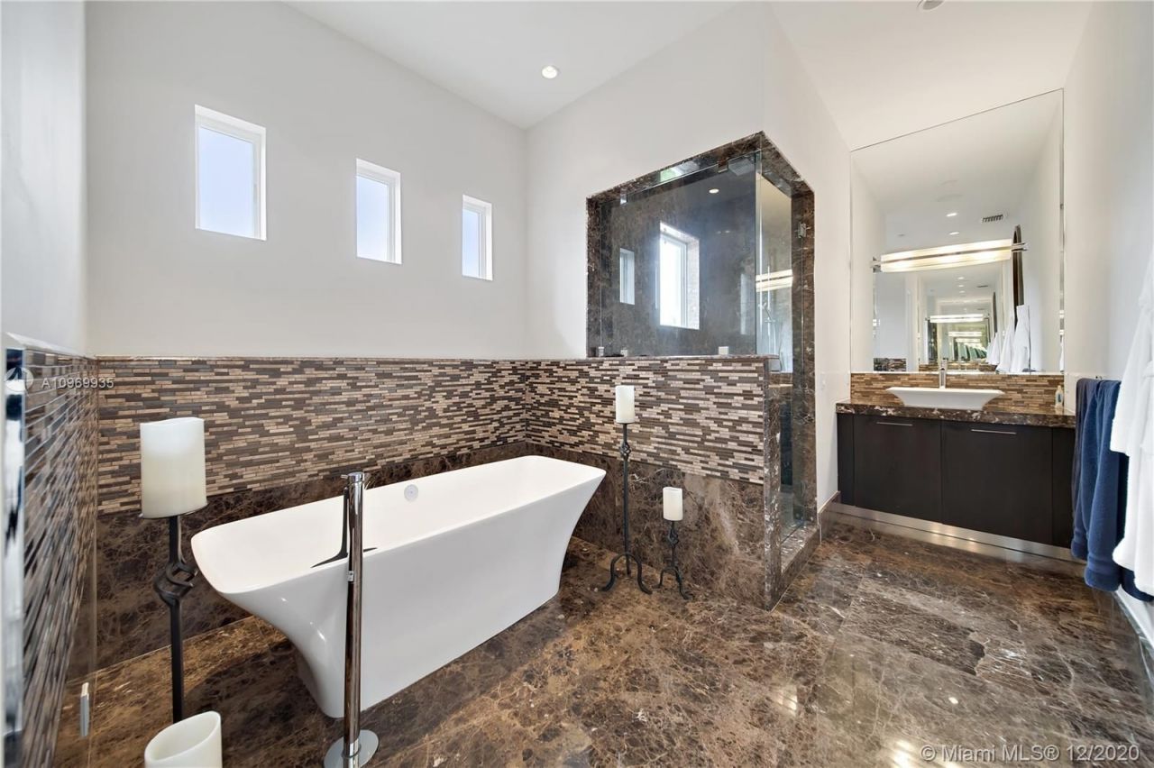 Поместье в Майами, США, 450 м² - фото 3