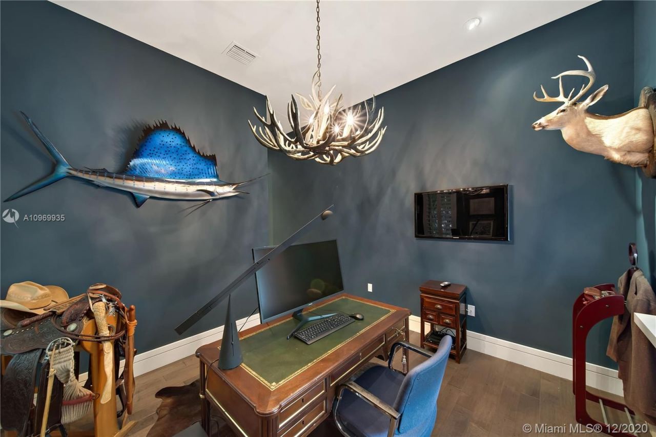 Поместье в Майами, США, 450 м² - фото 2