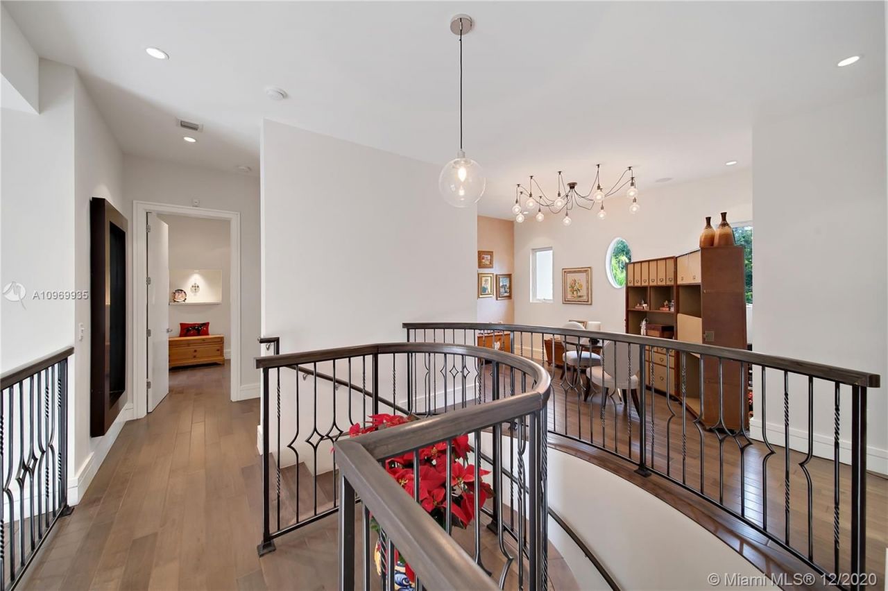 Поместье в Майами, США, 450 м² - фото 8