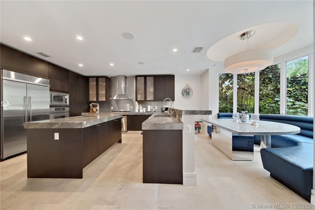 Поместье в Майами, США, 450 м² - фото 11