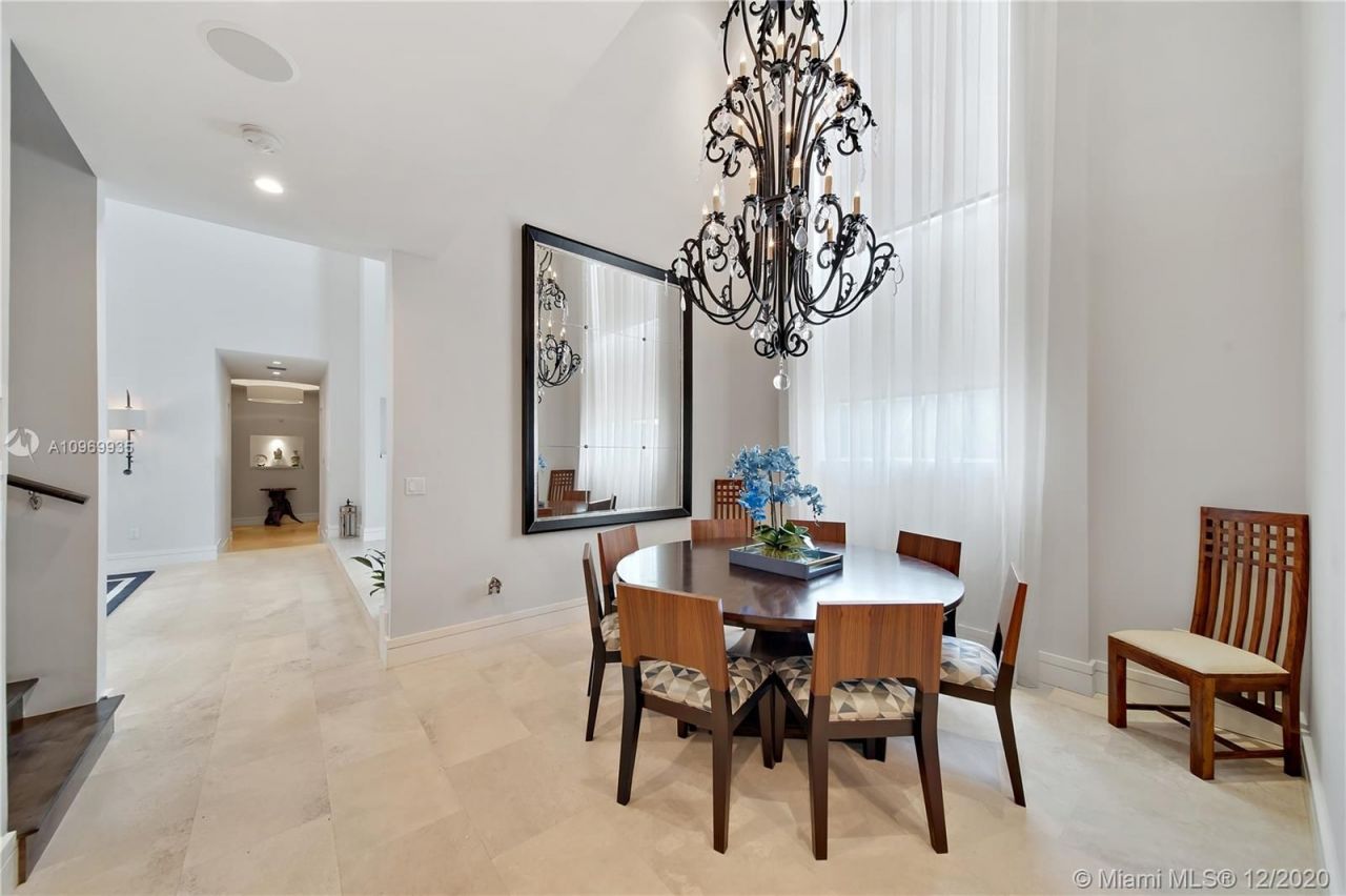 Поместье в Майами, США, 450 м² - фото 15