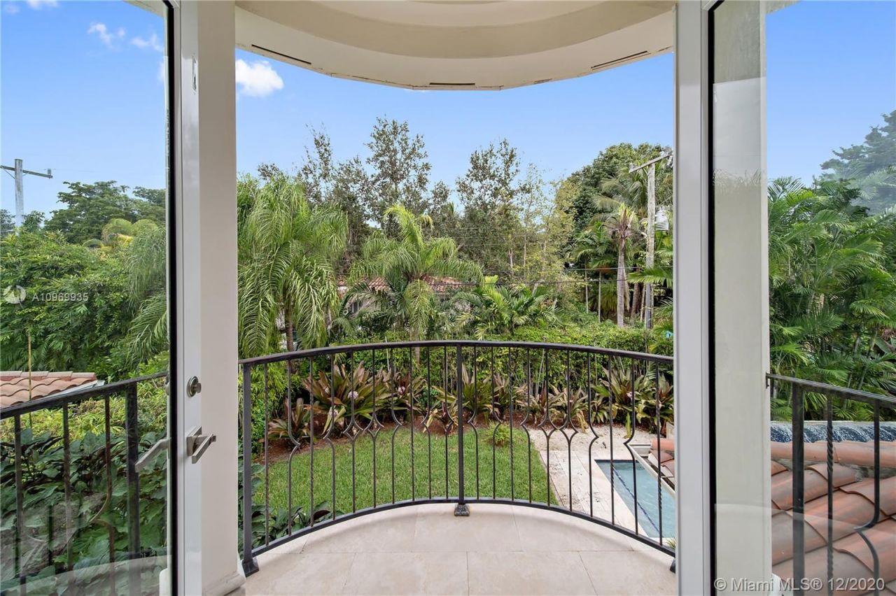 Поместье в Майами, США, 450 м² - фото 4