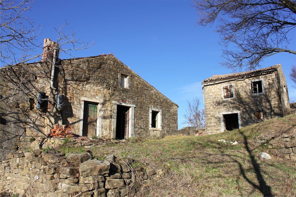 Земля в Буйе, Хорватия, 18 500 м² - фото 10