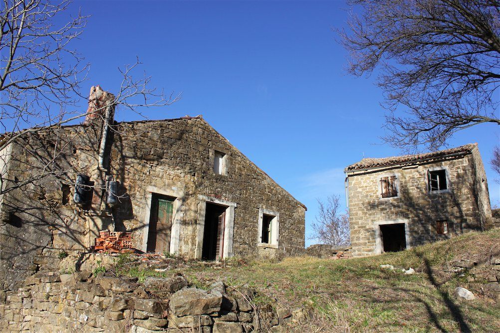 Земля в Буйе, Хорватия, 18 500 м² - фото 11