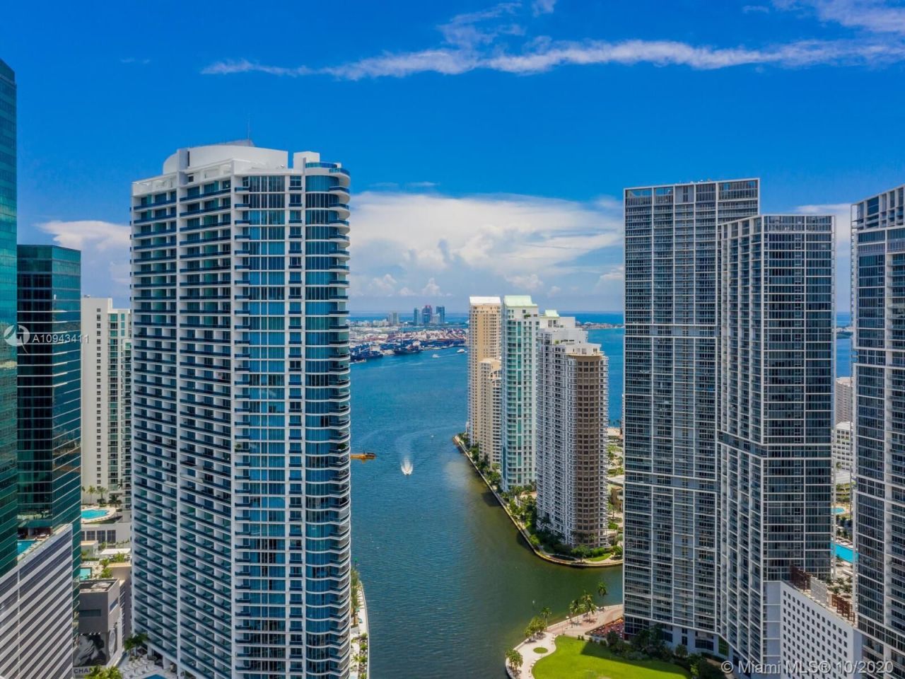 Апартаменты в Майами, США, 143 м2 - фото 1