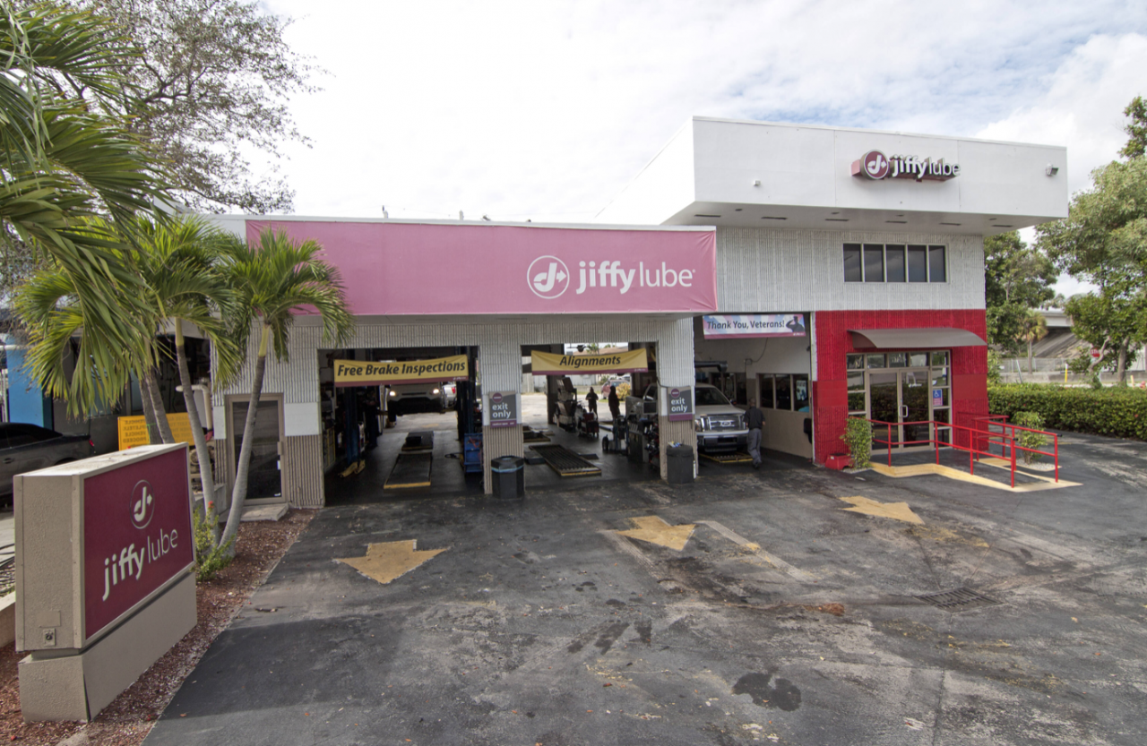 Коммерческая недвижимость в Майами, США, 200 м² - фото 4