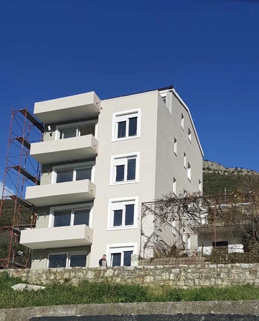 Квартира в Кумборе, Черногория, 37 м2 - фото 1