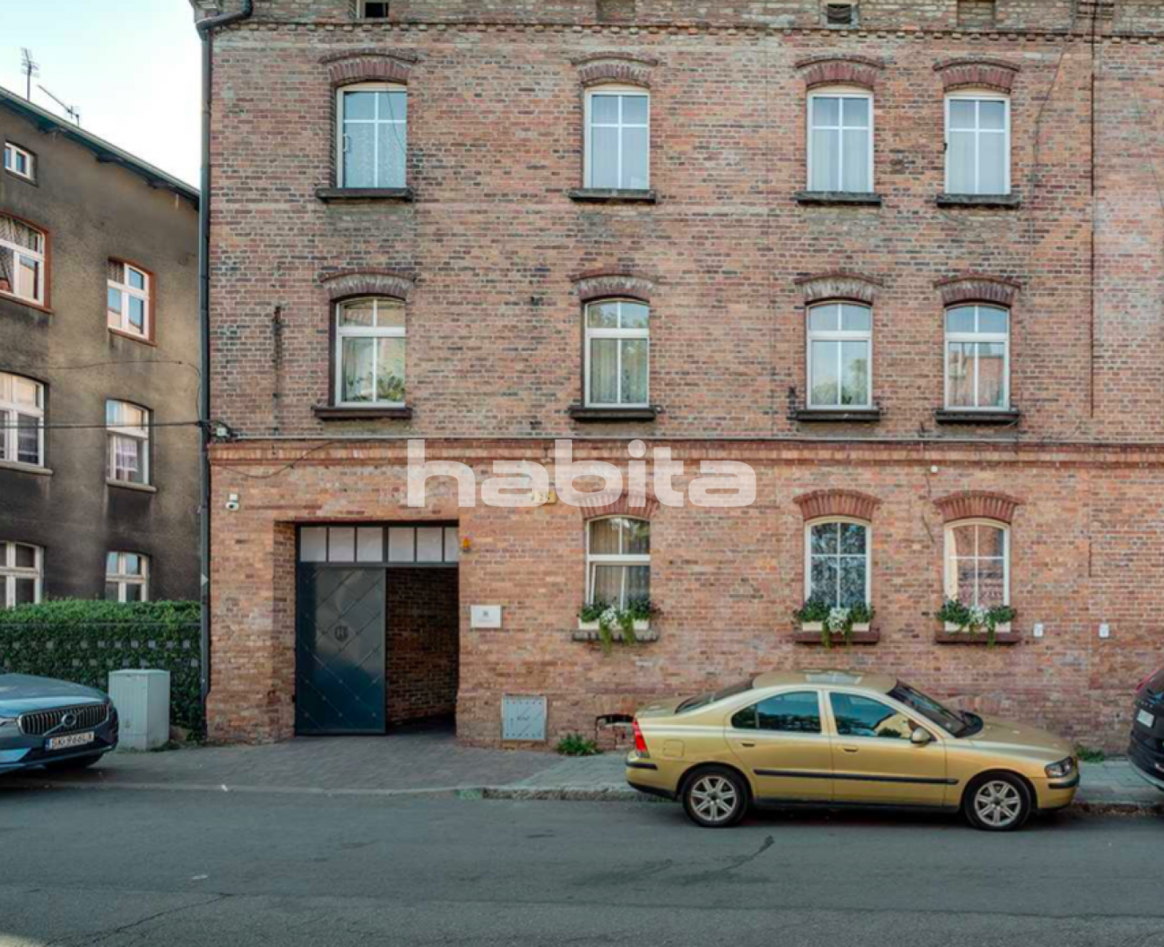 Коммерческая недвижимость Katowice, Польша, 368 м2 - фото 1