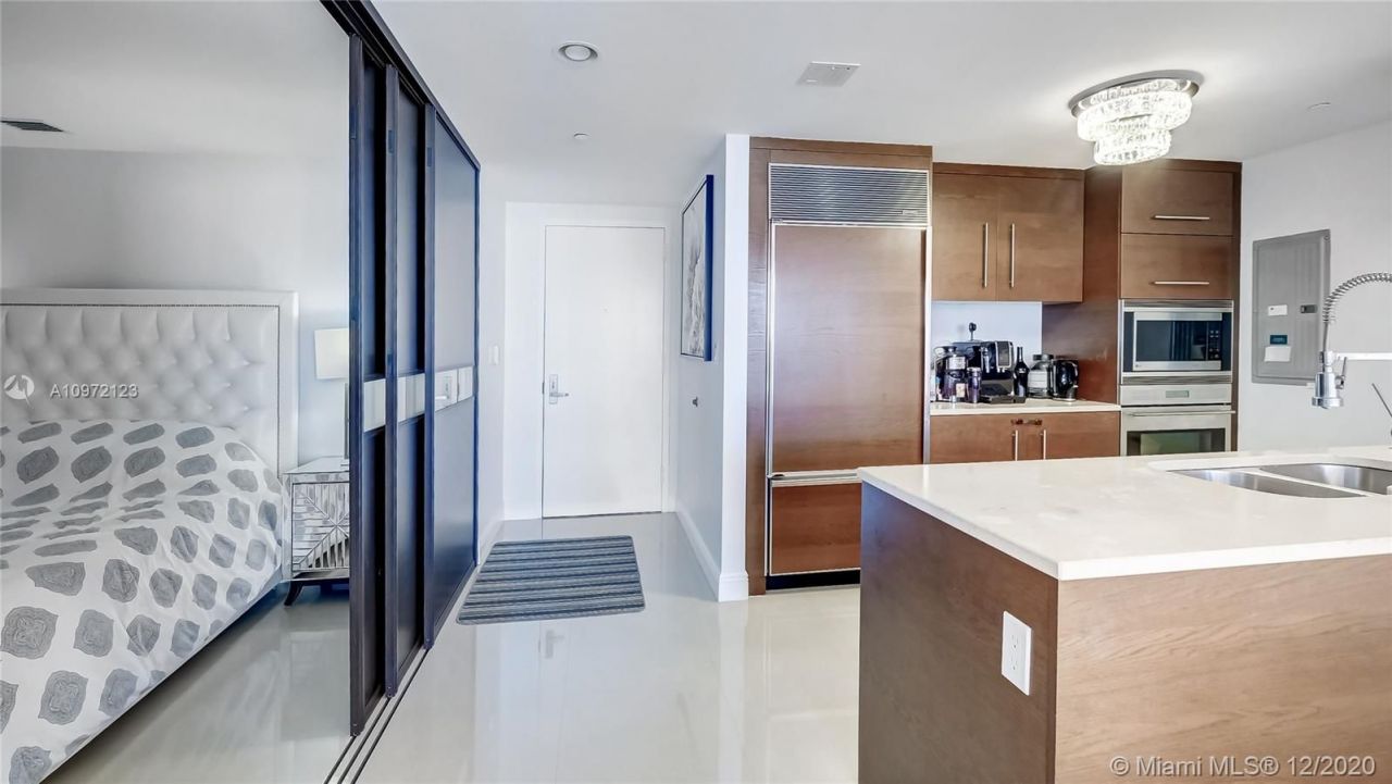 Квартира в Майами, США, 140 м² - фото 15