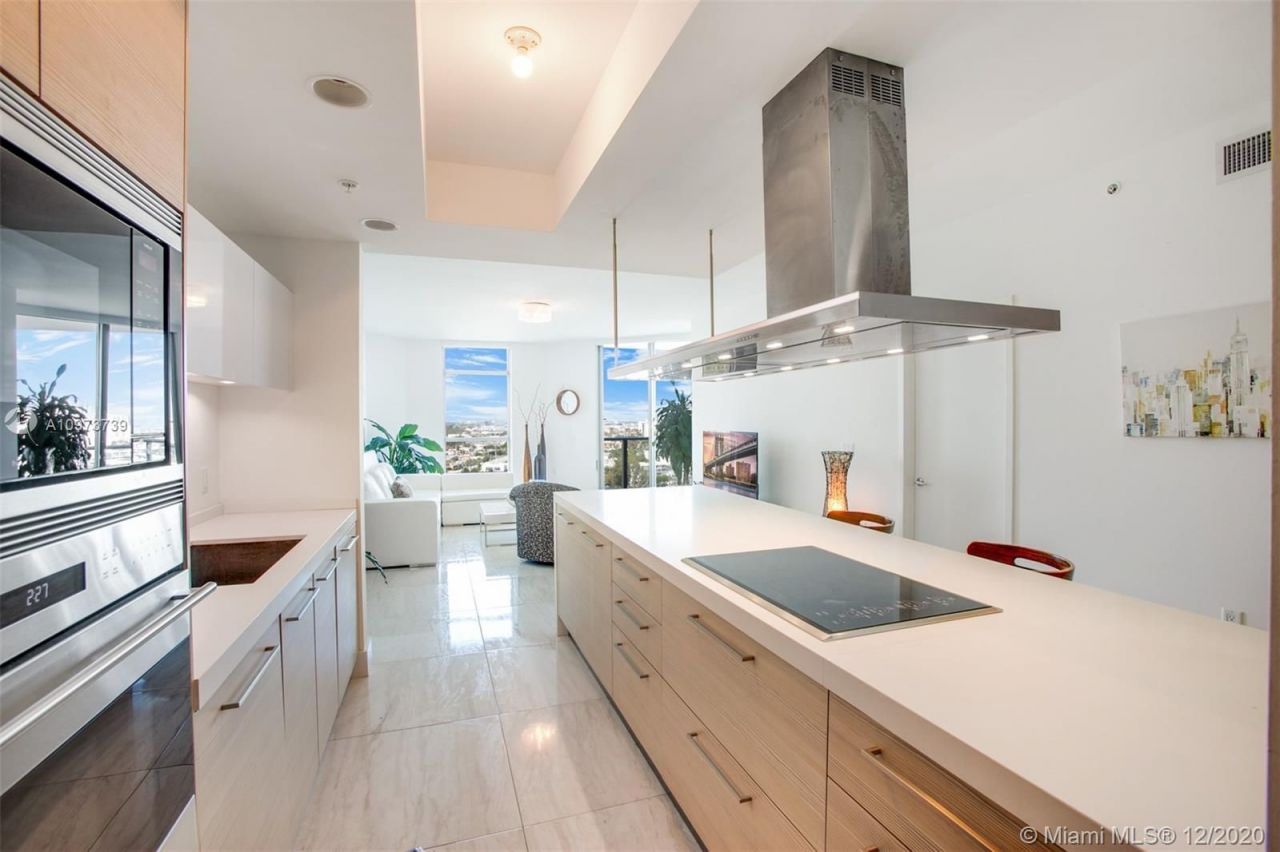 Квартира в Майами, США, 200 м² - фото 11