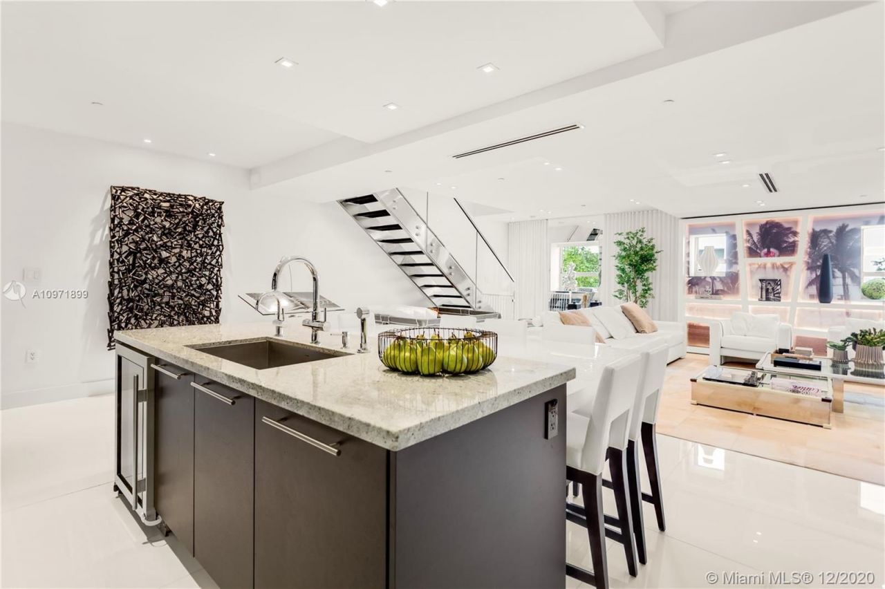 Квартира в Майами, США, 130 м² - фото 11