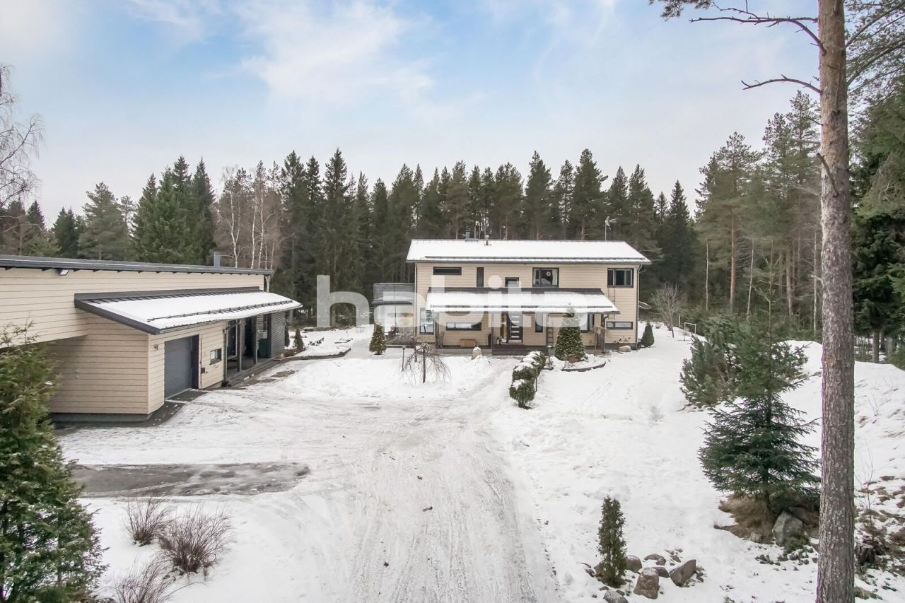 Дом в Оулу, Финляндия, 208.5 м2 - фото 1