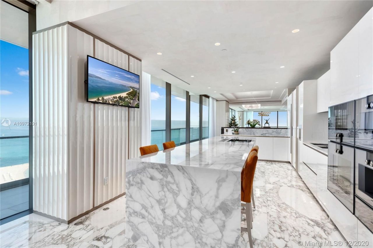 Квартира в Майами, США, 360 м² - фото 10