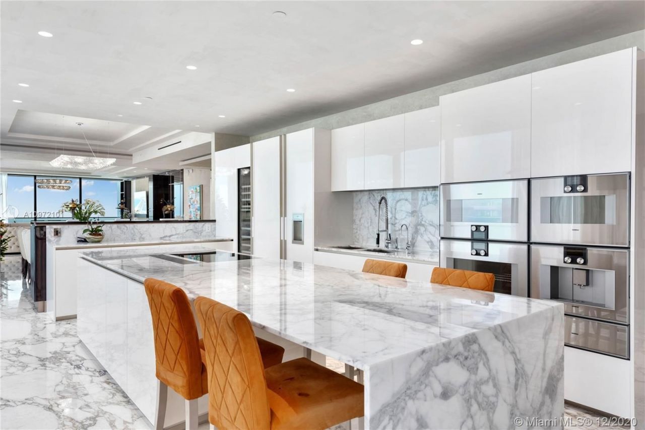 Квартира в Майами, США, 360 м² - фото 11