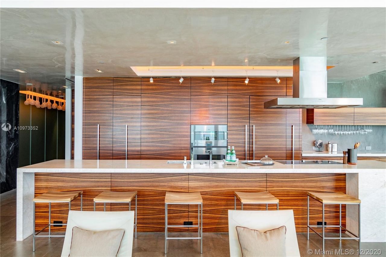 Квартира в Майами, США, 250 м² - фото 15