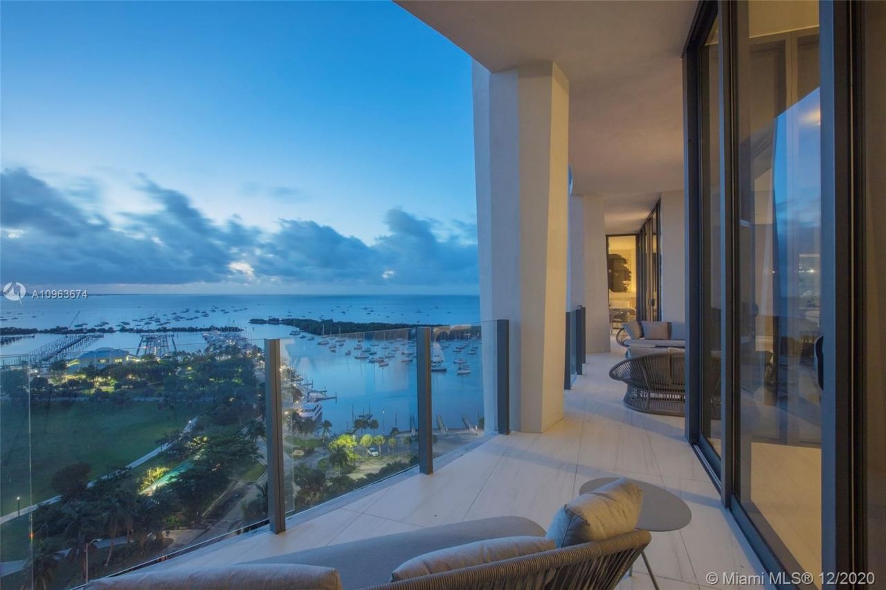 Квартира в Майами, США, 500 м² - фото 2