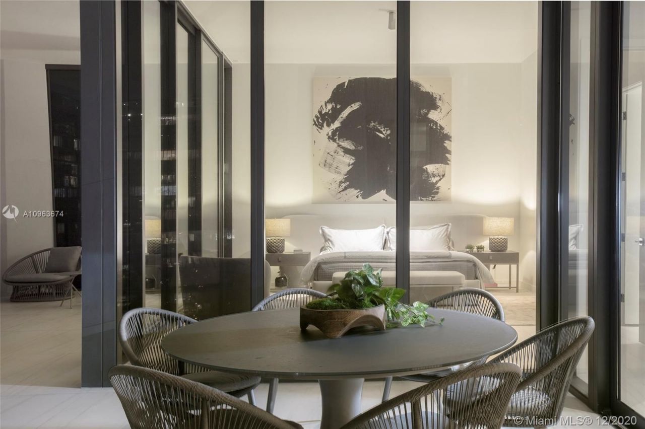 Квартира в Майами, США, 500 м² - фото 10