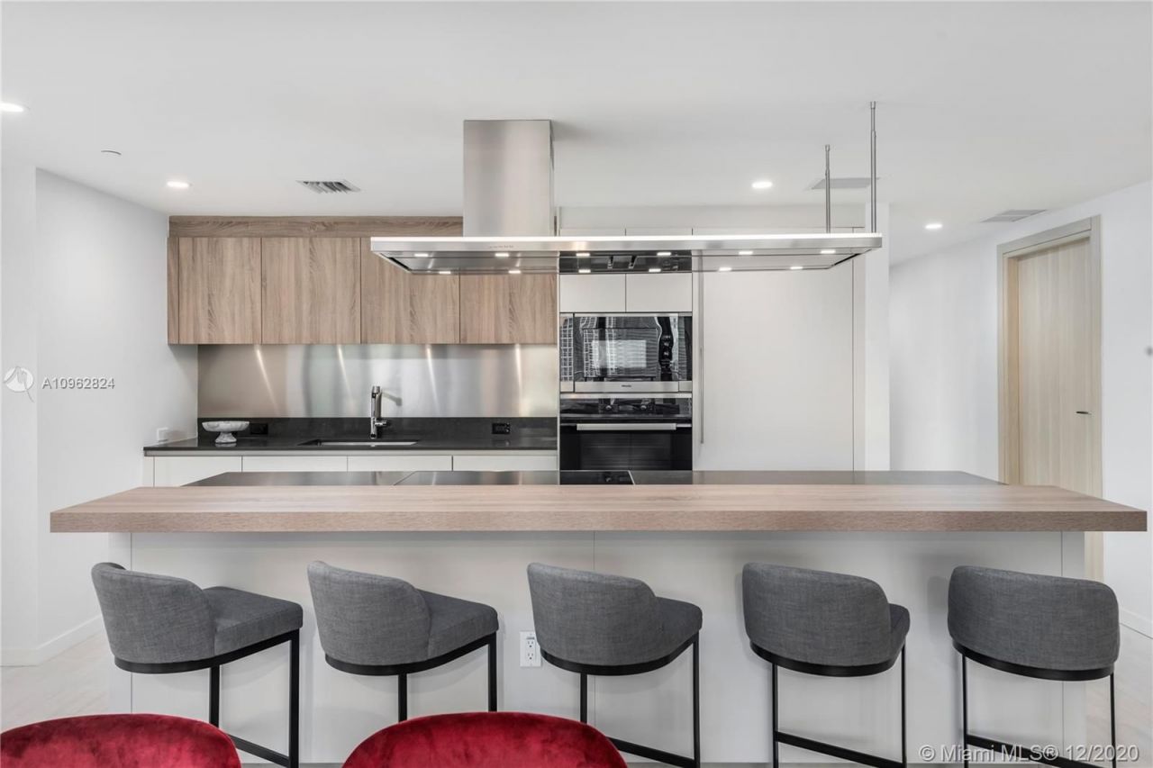 Квартира в Майами, США, 170 м² - фото 11