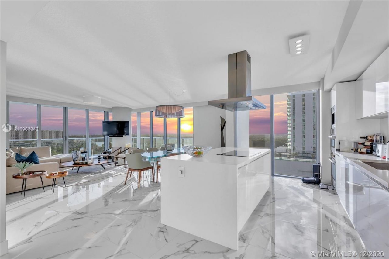 Квартира в Майами, США, 170 м² - фото 11