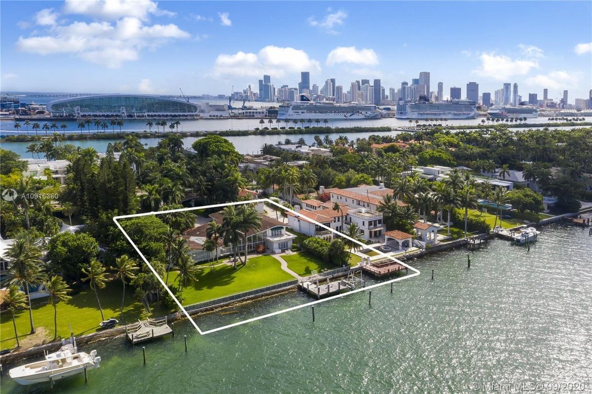Дом в Майами, США, 748 м² - фото 1