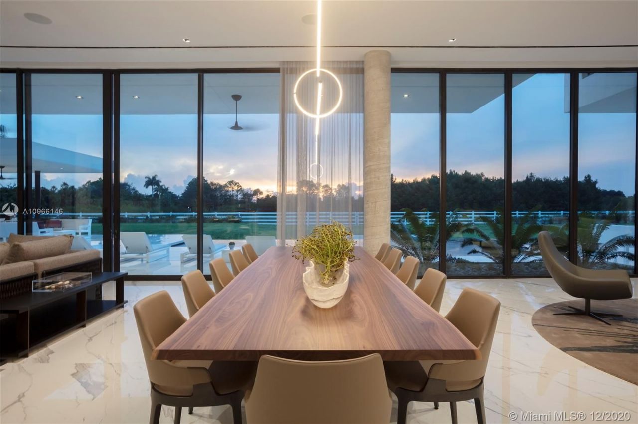 Вилла в Майами, США, 900 м² - фото 12