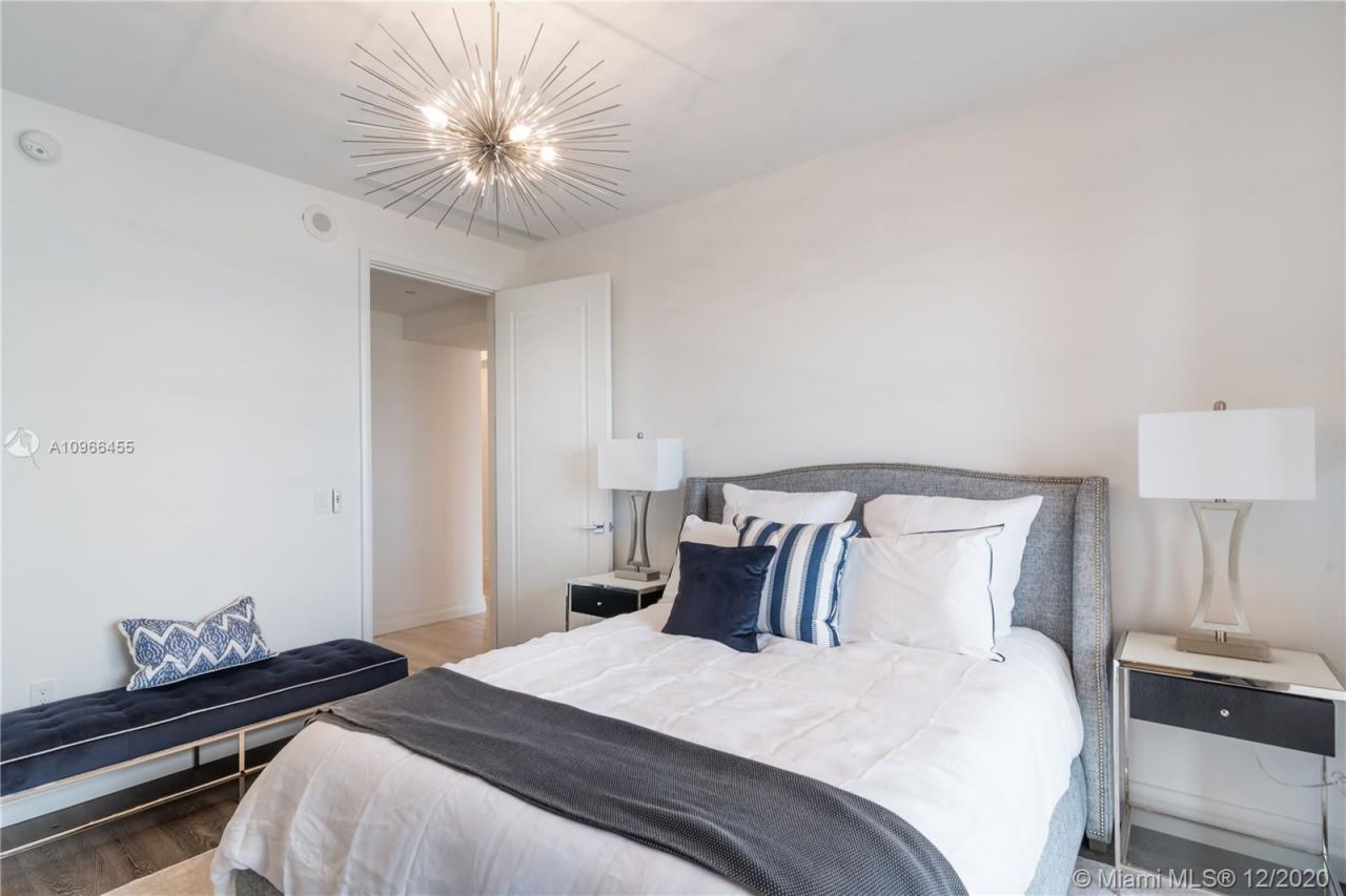 Квартира в Майами, США, 420 м² - фото 8