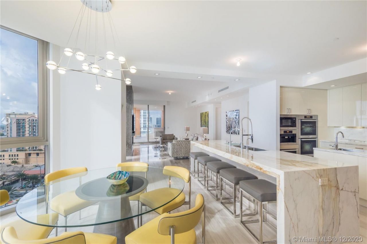 Квартира в Майами, США, 420 м² - фото 13