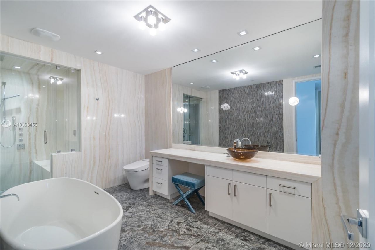 Квартира в Майами, США, 420 м² - фото 10