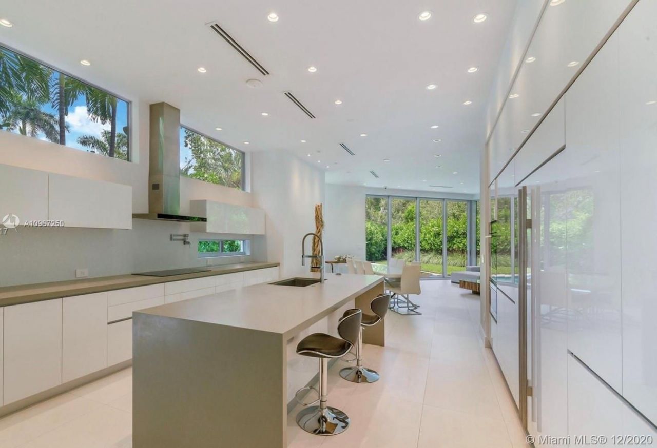 Вилла в Майами, США, 380 м² - фото 15