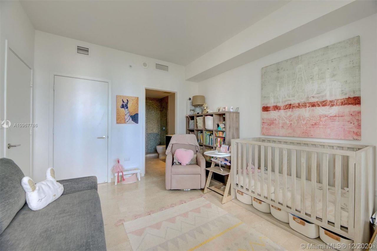 Квартира в Майами, США, 110 м² - фото 10